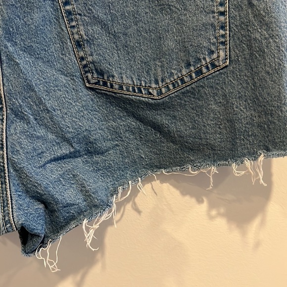 Garage High Waist Paperbag Tie Waist Raw Hem Jean Short  Women’s 31 - Picture 6 of 8